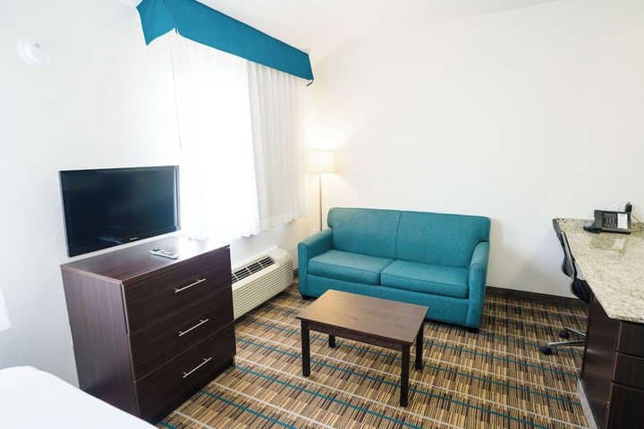 Room 38 of 64