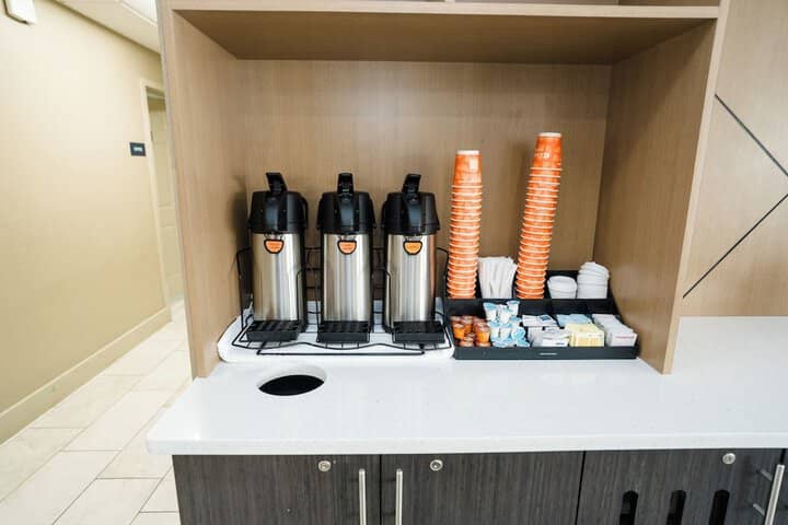 Breakfast/Coffee Service 55 of 64