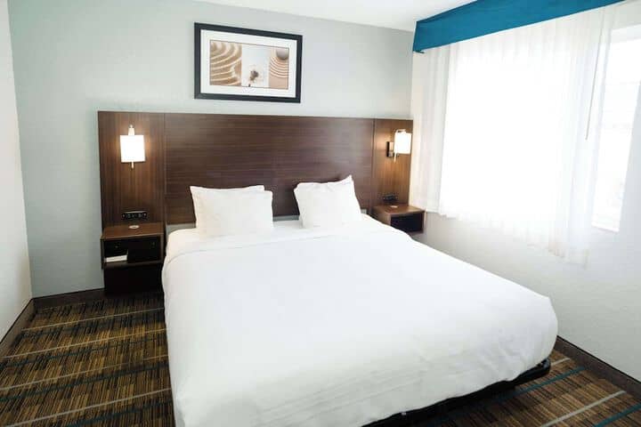 Room 21 of 64