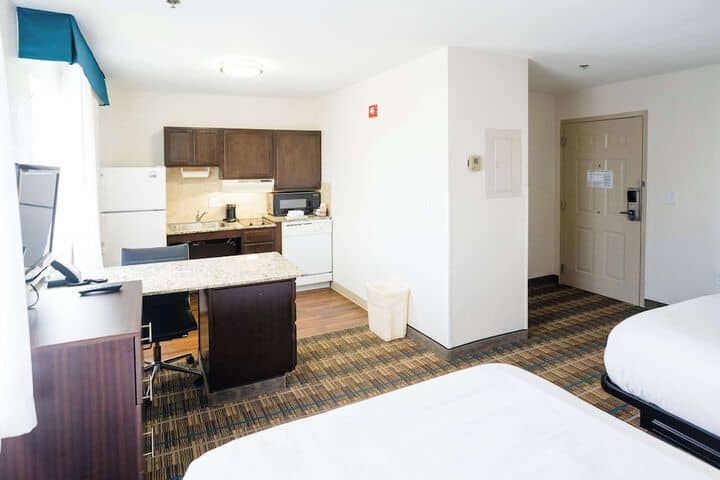 Room 18 of 64