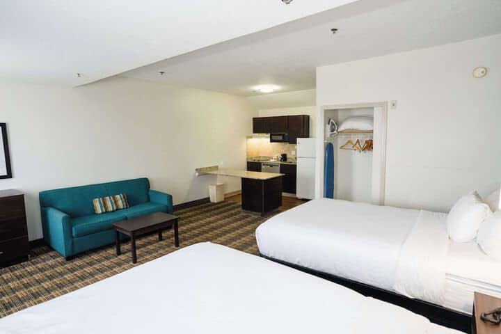 Room 14 of 64